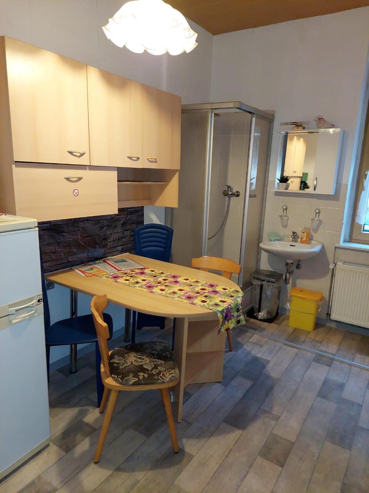 Monteurzimmer Talstrasse 2 Nossen ภายนอก รูปภาพ