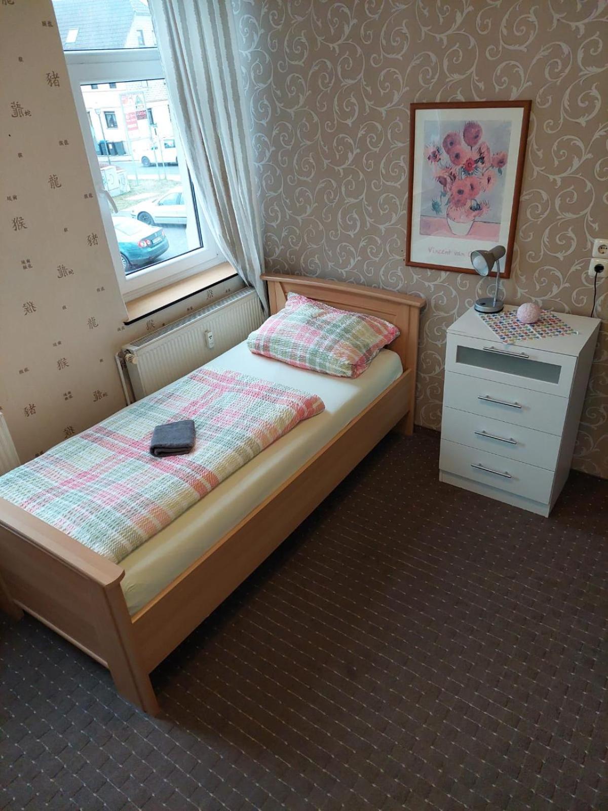 Monteurzimmer Talstrasse 2 Nossen ภายนอก รูปภาพ