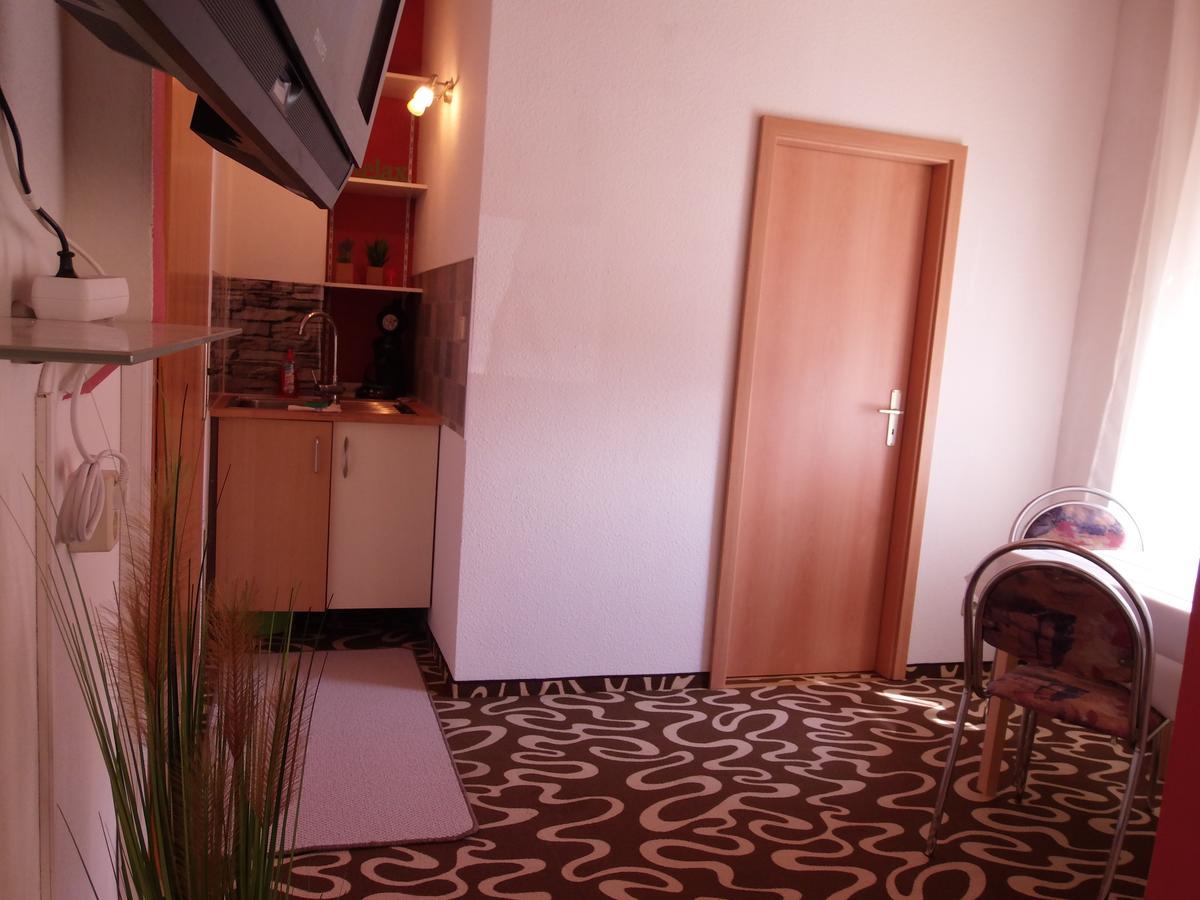 Monteurzimmer Talstrasse 2 Nossen ภายนอก รูปภาพ