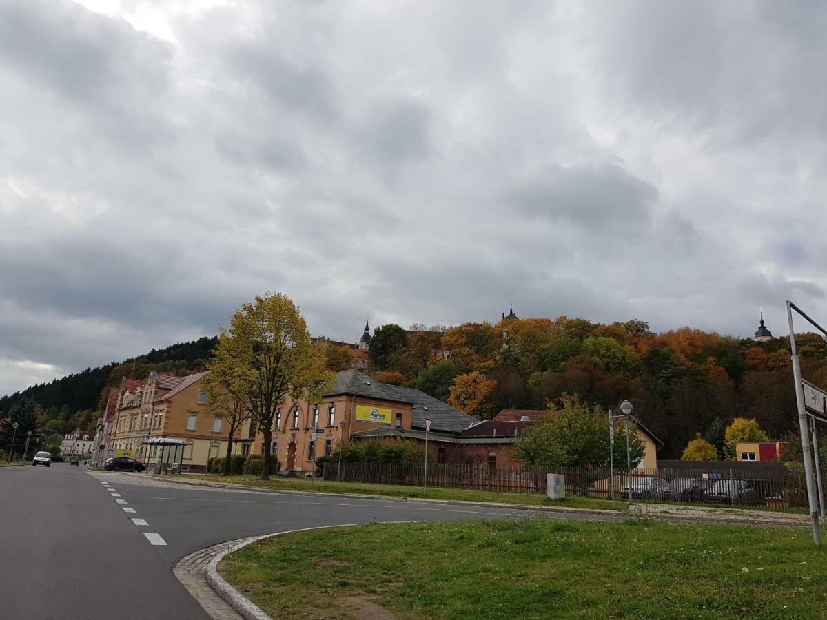 Monteurzimmer Talstrasse 2 Nossen ภายนอก รูปภาพ