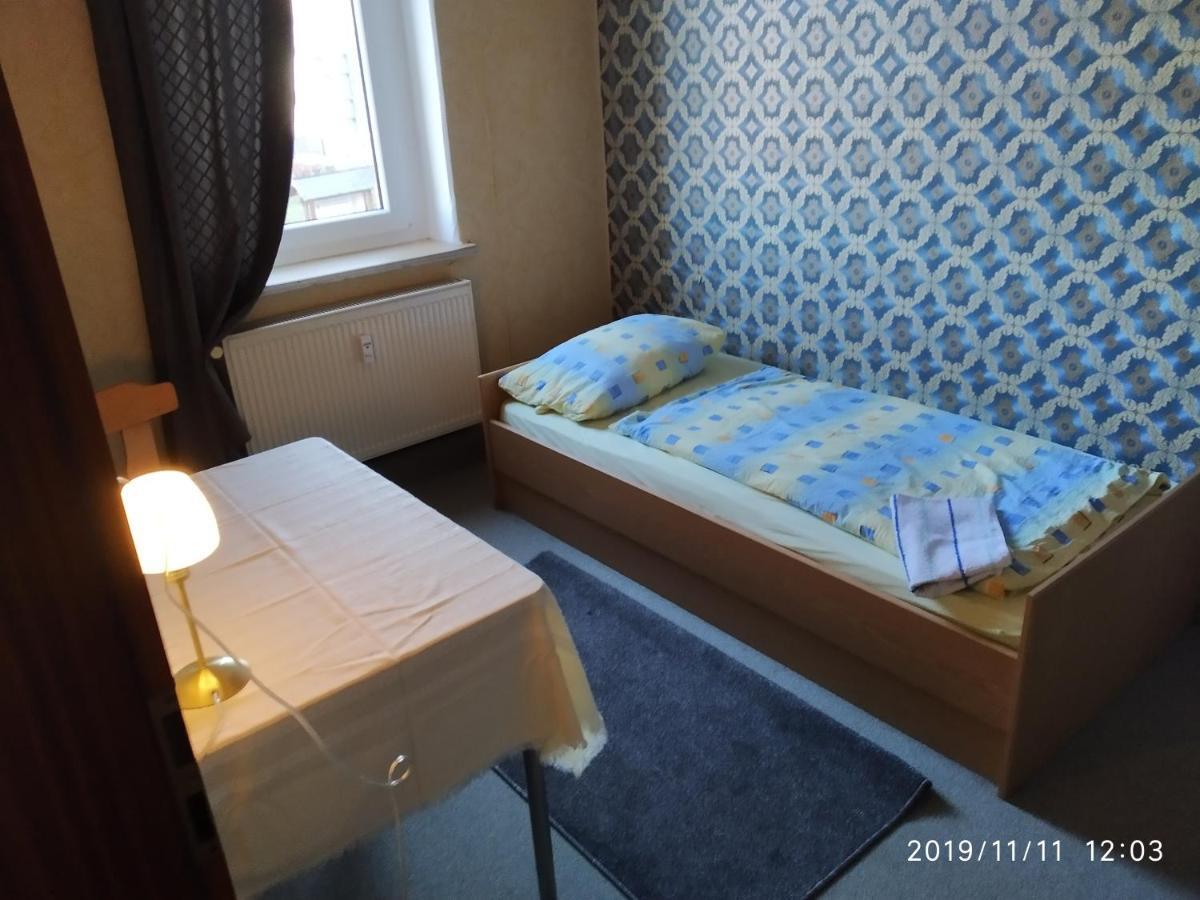 Monteurzimmer Talstrasse 2 Nossen ภายนอก รูปภาพ